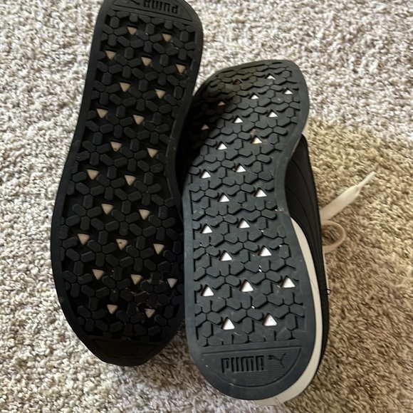 Puma gym shoes - Picture 3 of 3